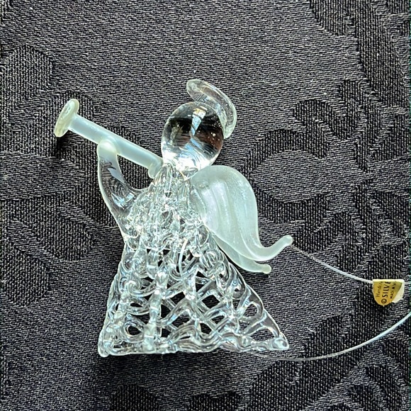 Vintage Angel Ornament Glass Angelic Spun Glass Christmas Tree Ornament - Picture 9 of 9
